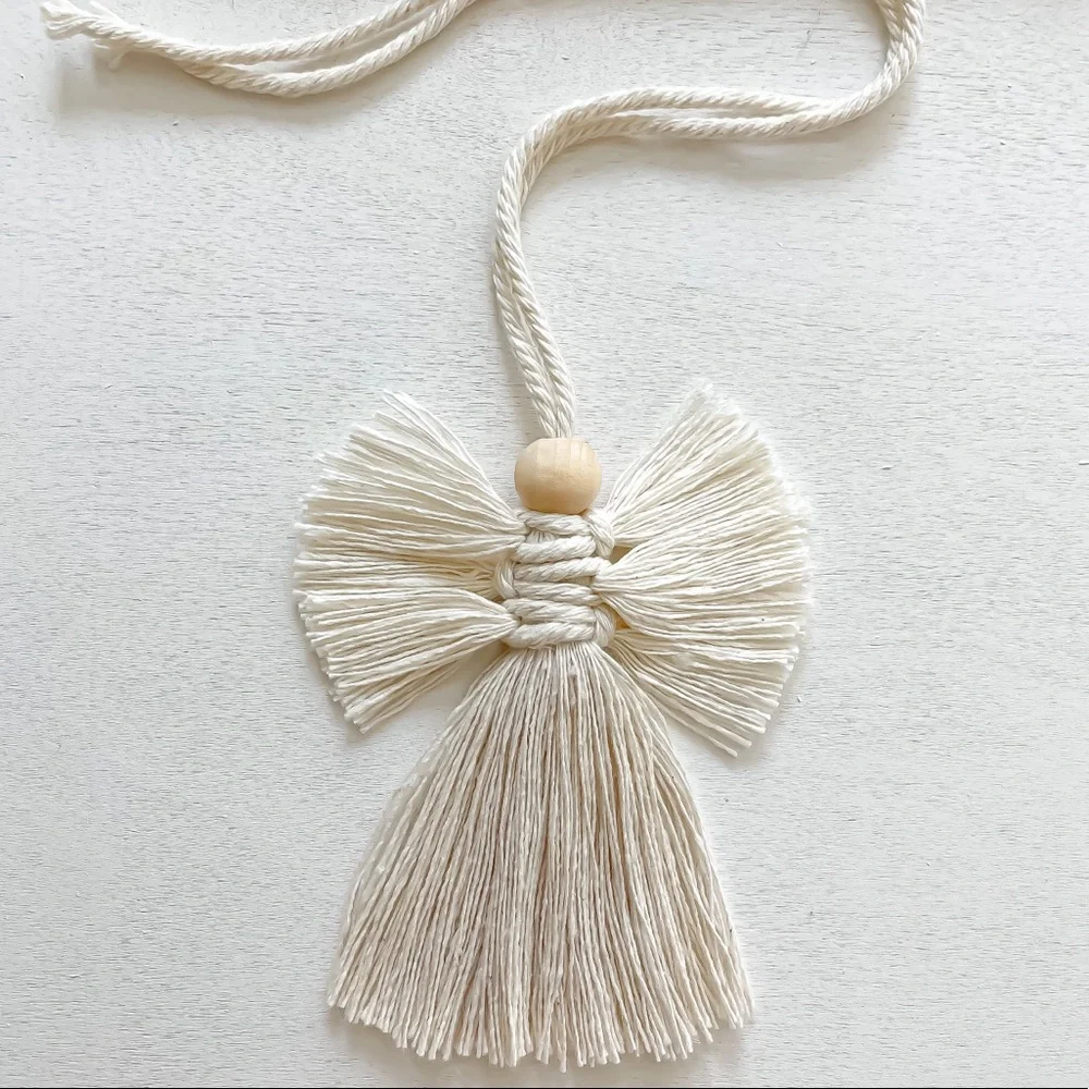 Handmade macrame diffuser - Picture 1 of 1